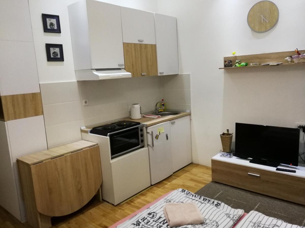 Imperia Apartments Belgrado Habitación foto